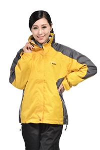 布依璐 冲锋衣 冲锋衣